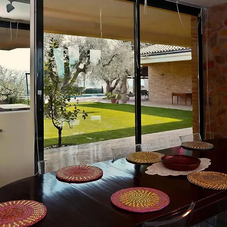 Casa Vidal - Con Piscina Privata In Abruzzo Villa